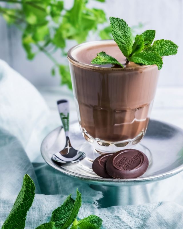 Mint flavoured Hot Chocolate 🌿🍫
You may be thinking hot chocolate season is over but a classic flavoured combo like mint and chocolate is the perfect way to still enjoy a mug in these warmer months. 

There is nothing more lush than a rich silky @kokoacollection Ecuador hot chocolate with a hit of fresh @holylamaspicedrops mint drops to cool the palate and leave you feeling refreshed.

You can even go one step further and add some ice or a scoop of your favourite ice cream to transform your chocolate into iced chocolate, leaving you feeling even cooler. 😎🌞

There are many hot chocolate flavour combinations to experiment with and enjoy even when the weather is hotting up. Which one will you try? Leave a comment below and happy blending!

#kokoacollection #holylama #holylamaspicedrops #hotchocolate #mintchocolate #hotbeverage #beveragephotography #foodanddrink 
#coffeetime #coffeeshop #cafedrinks #chocolate #chocolatelovers #mint 
#mintgreen #summerdrinks #veganuk
#chocolateblend #singleoriginchocolate #spicedrops #flavouredchocolate #flavouredchocolates #barrista #cafedream